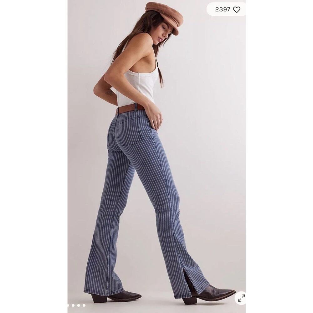 We The Free People Level Up Slit Slim Flare Jeans Size 25 Railroad Stripe Blue